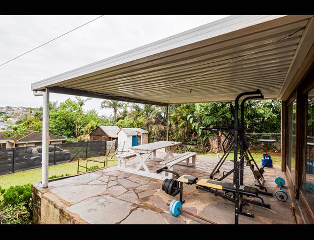 3 BEDROOM HOUSE FOR SALE IN BLUFF